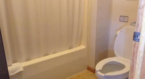 Lighthouse View Motel Макино Сити Екстериор снимка