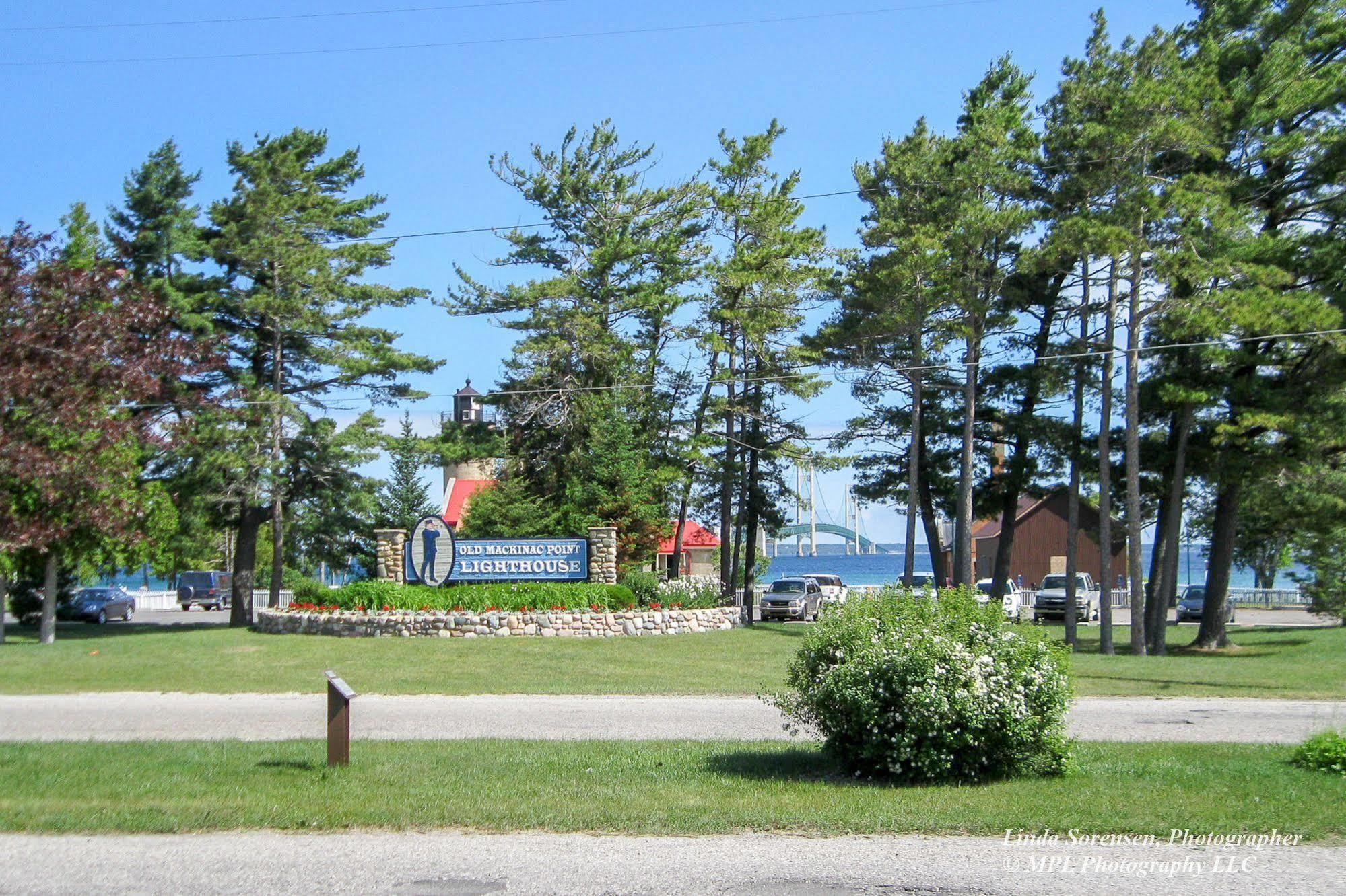 Lighthouse View Motel Макино Сити Екстериор снимка