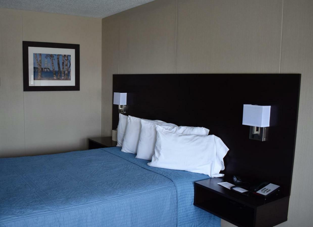 Lighthouse View Motel Макино Сити Екстериор снимка
